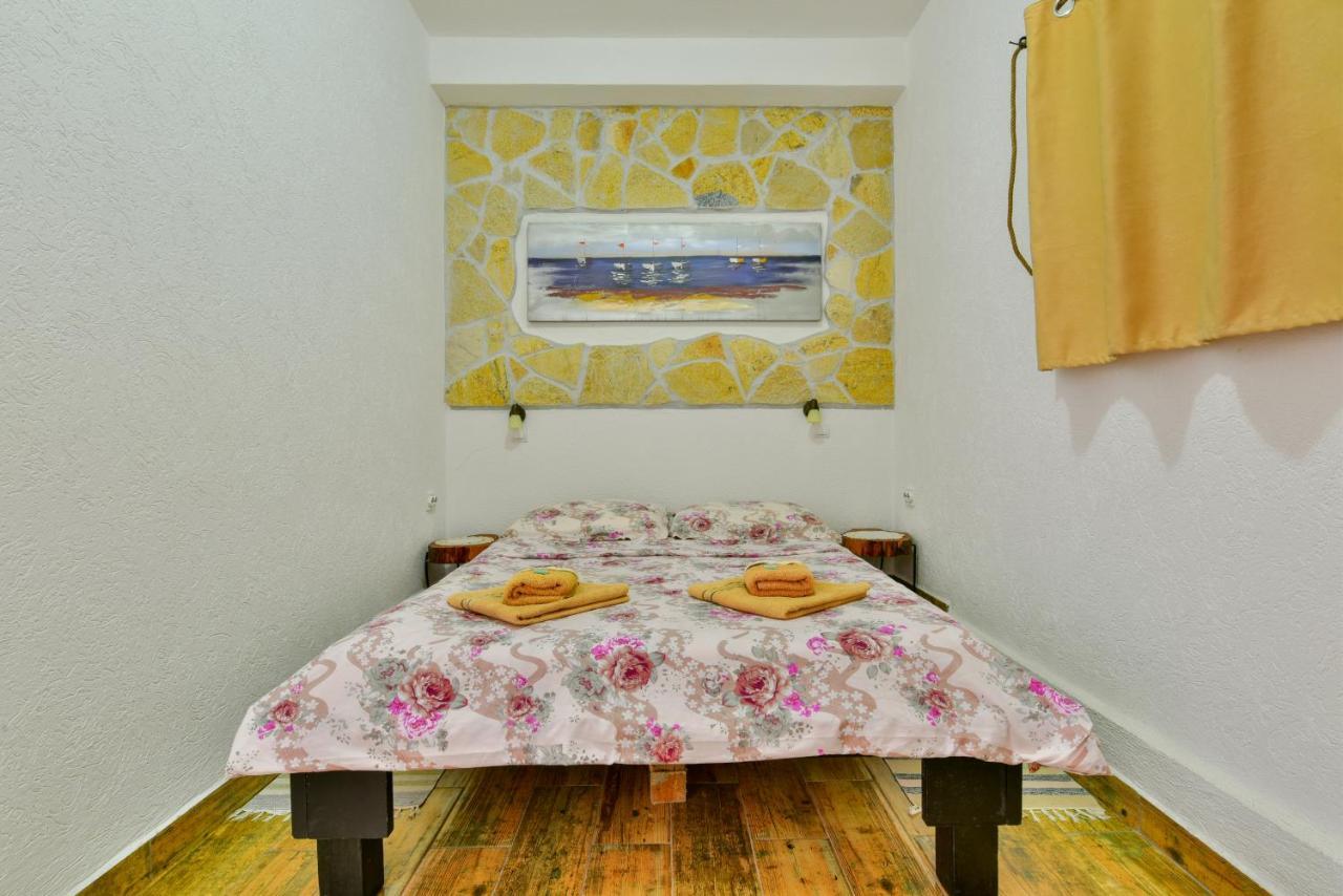 Pataki Guesthouse Petrovac Екстер'єр фото