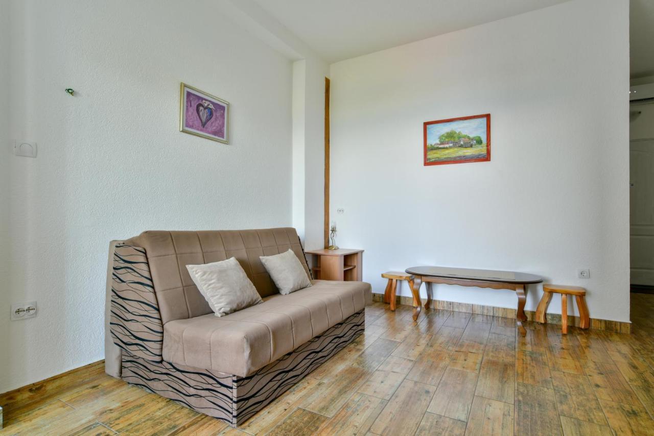 Pataki Guesthouse Petrovac Екстер'єр фото